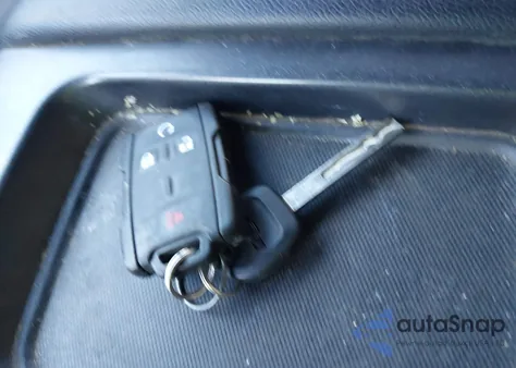 2014 Chevrolet Silverado 1500 1Lt from USA, damaged, VIN 1GCVKREH5EZ213922